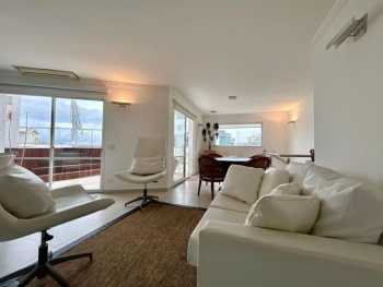 Apartamento à venda