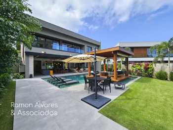 Casa à venda