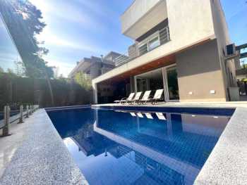 Casa à venda
