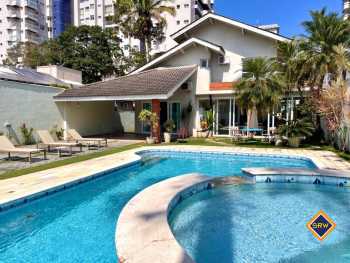 Casa à venda