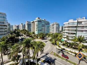 Apartamento à venda