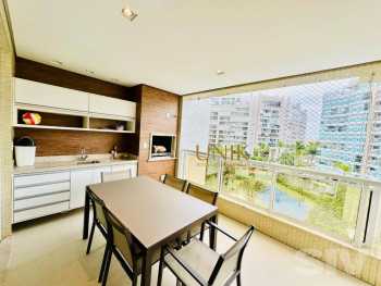 Apartamento à venda