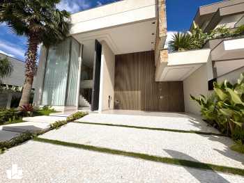 Casa à venda